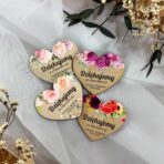 magnesy z podziękowaniem dla gości weselnych różowe białe kwiaty